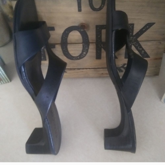 Franco Sarto Sandals - Picture 6 of 9